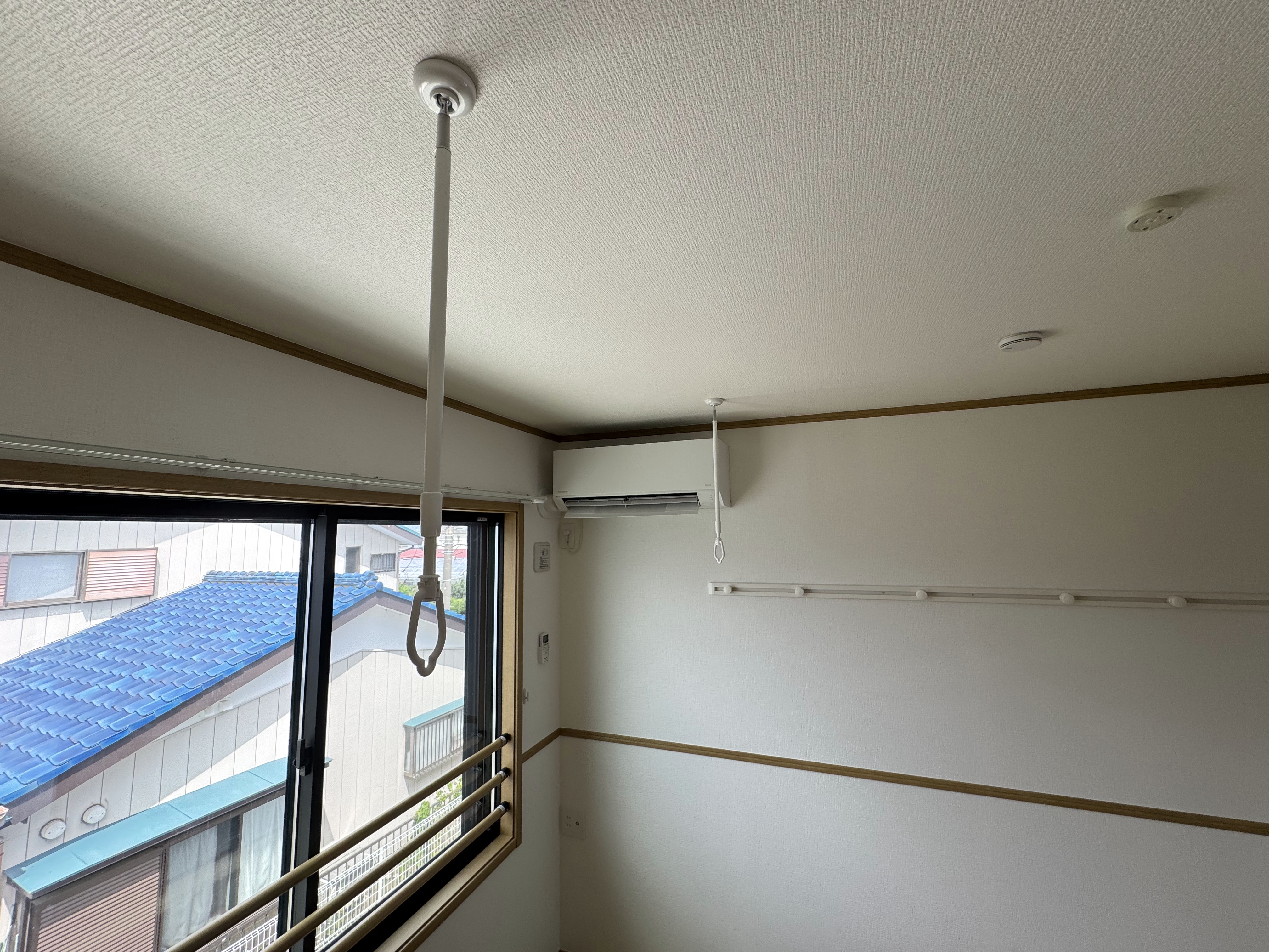 悪天候時だけでなく花粉の季節も大活躍の室内物干し
loading=