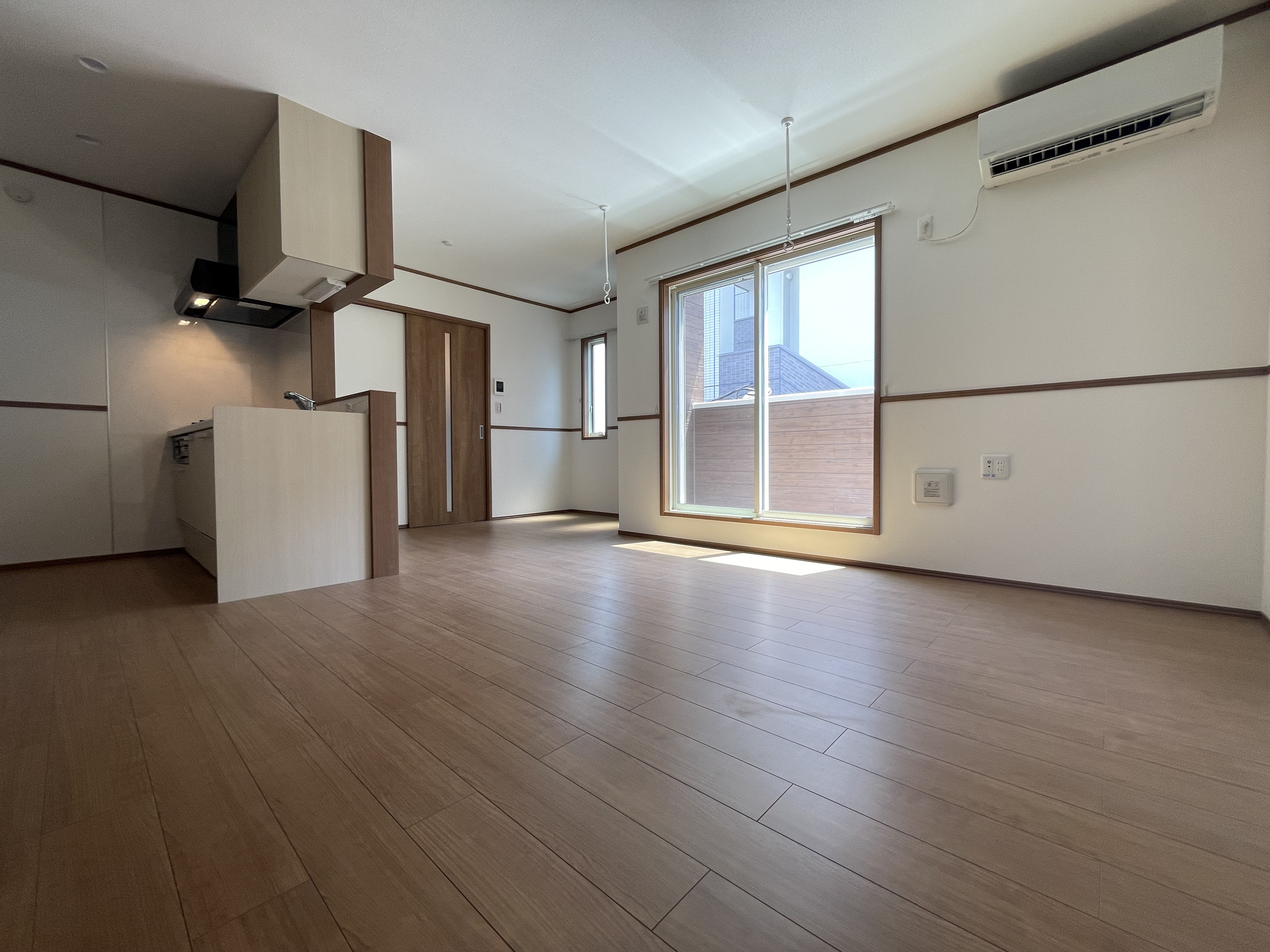 使い勝手の良い寝室と続き間のLDK loading=