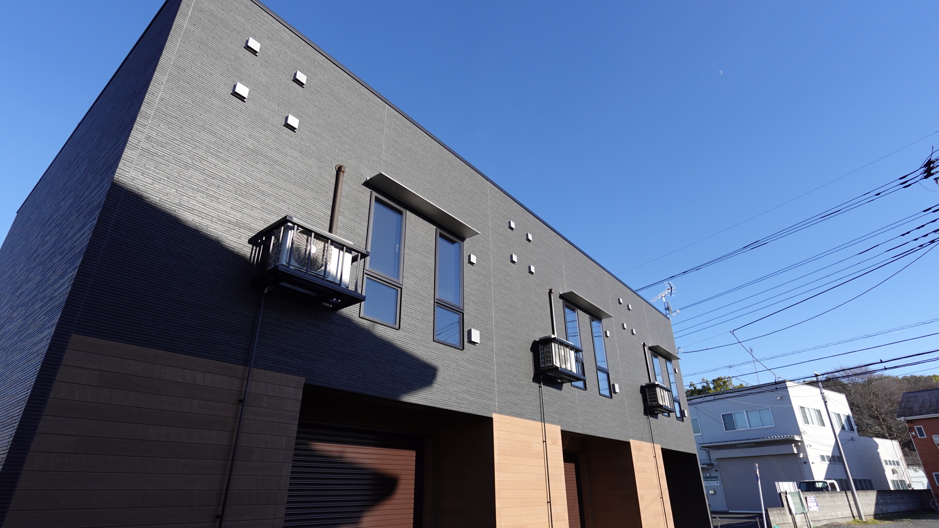 埼玉県さいたま市南区のガレージハウス「G・クレスト」の外観② loading=